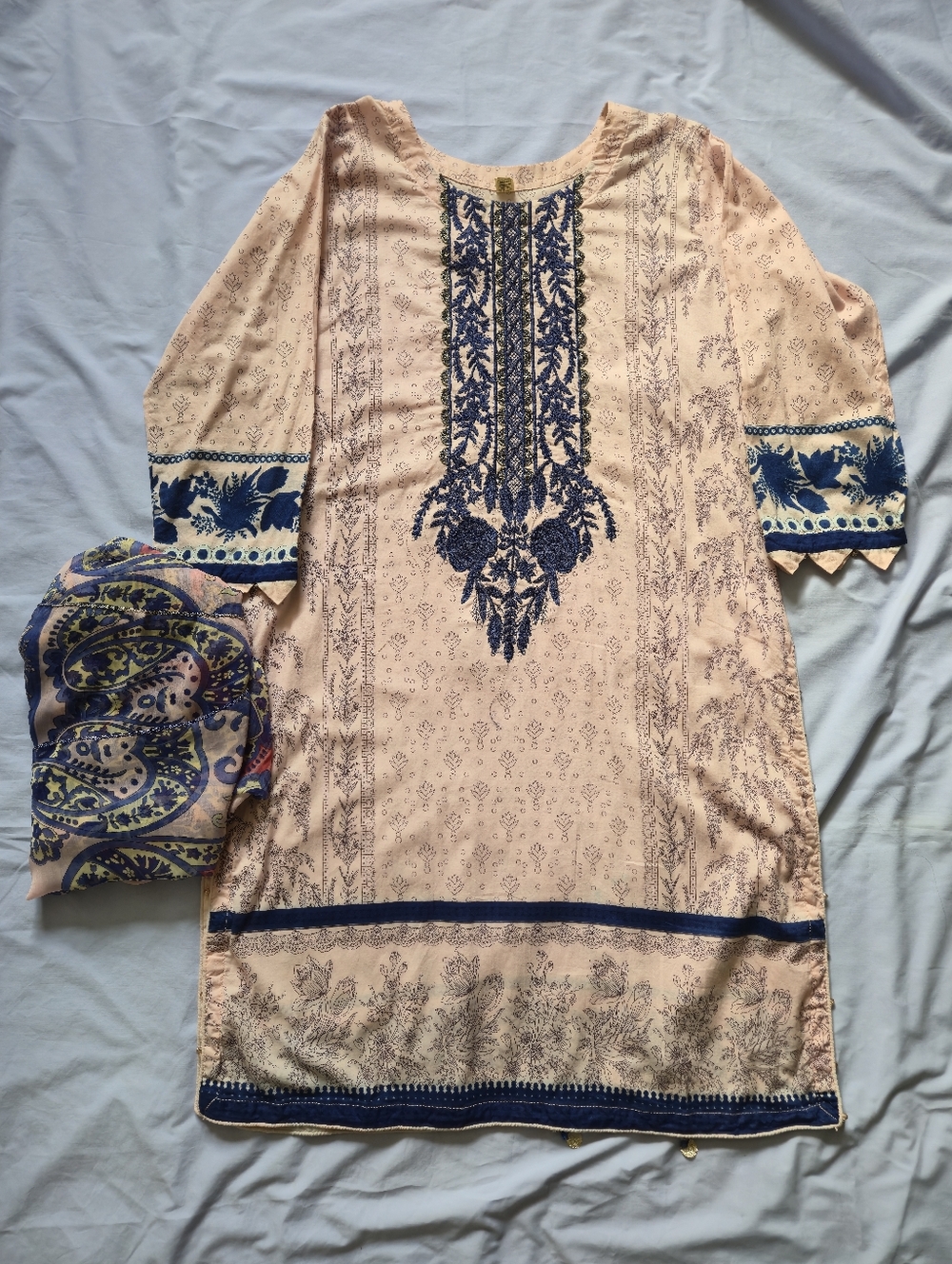 Pakistani Indian Peach Blue Embroidered Kameez Top & Dupatta Set Size L